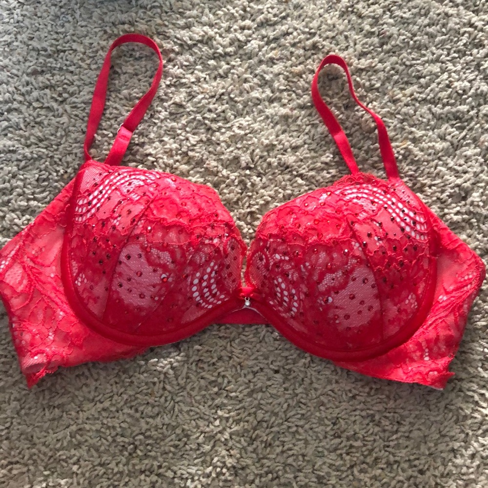Red Victoria Secret push-up bra